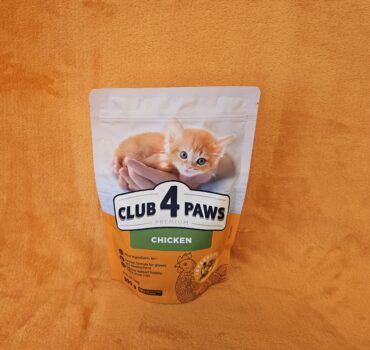 Club 4 paws. Преміум сухий корм для кошенят - курка 300 гр.